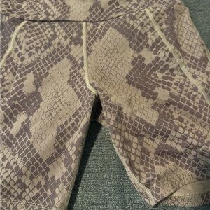 Medium guess shorts